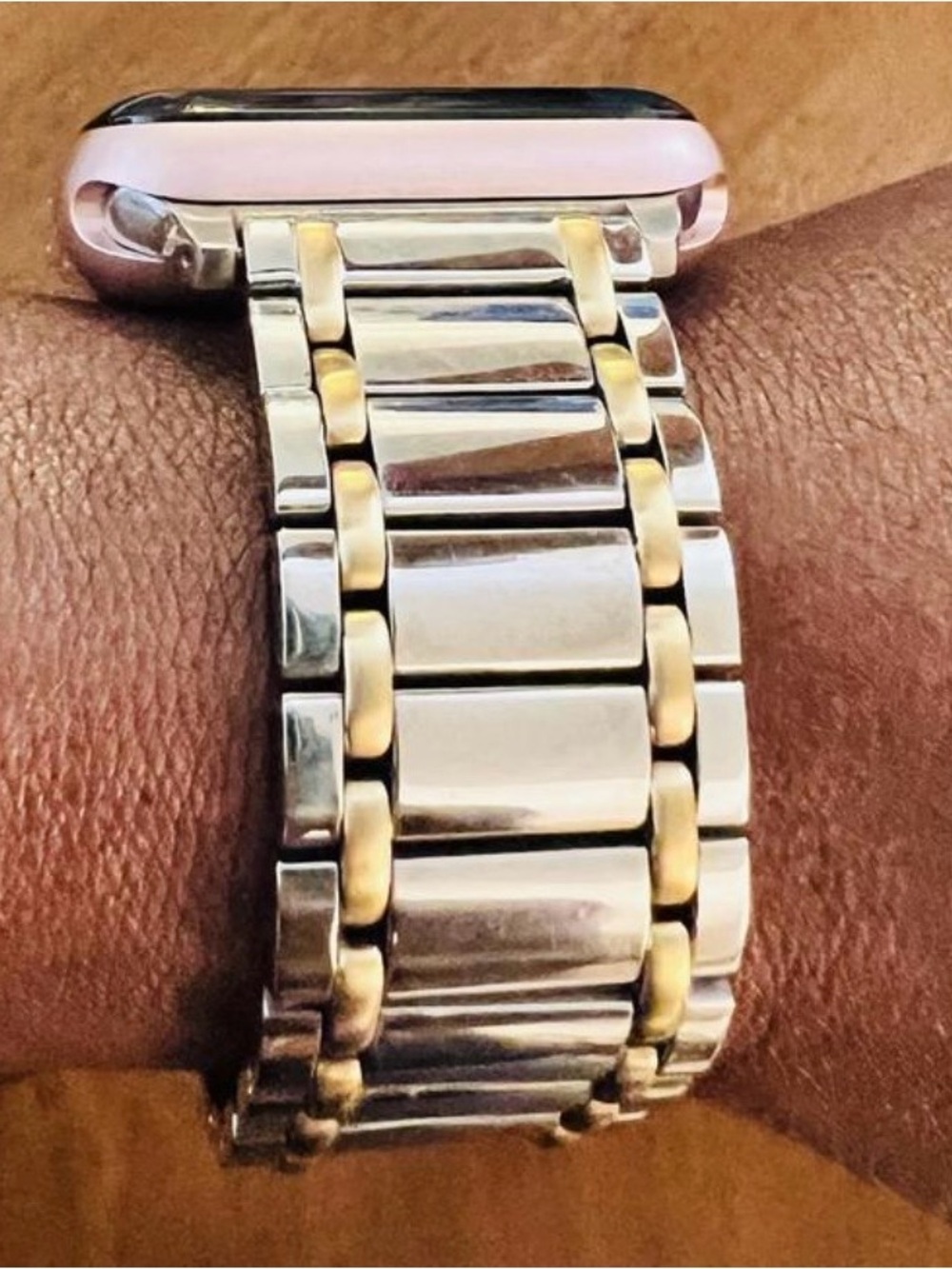 NIB Tory Burch miller two tone band for Apple Watch - Picture 6 of 7
